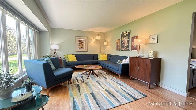 1847 Ritter Hills Drive, Norton Shores, MI 49441
