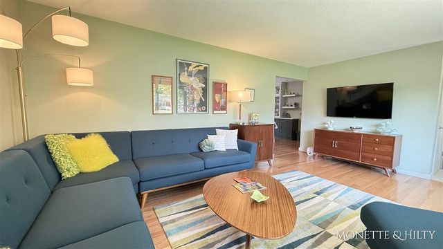 1847 Ritter Hills Drive, Norton Shores, MI 49441