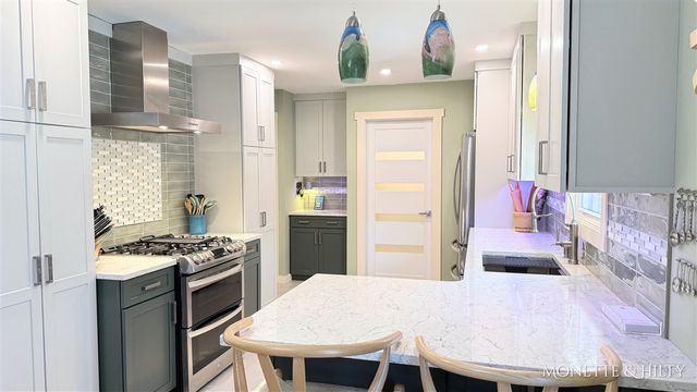 1847 Ritter Hills Drive, Norton Shores, MI 49441