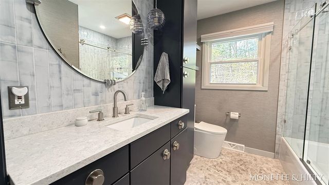 1847 Ritter Hills Drive, Norton Shores, MI 49441