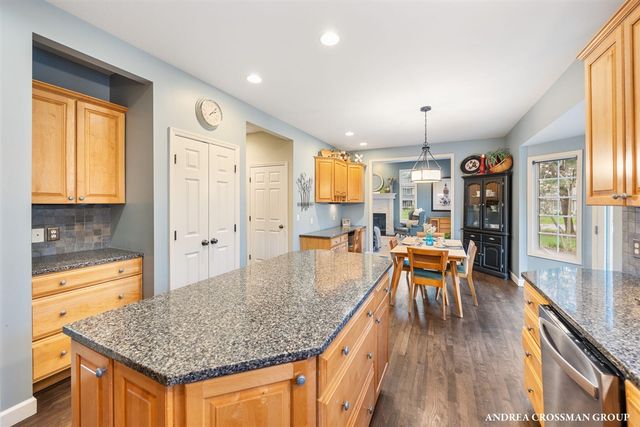 14887 Riverside Trail, Grand Haven, MI 49417