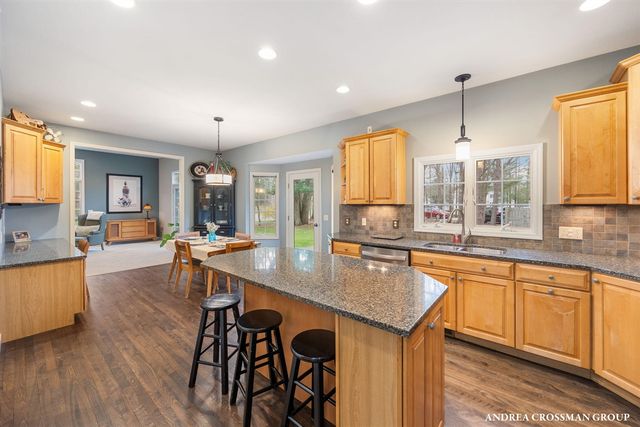 14887 Riverside Trail, Grand Haven, MI 49417