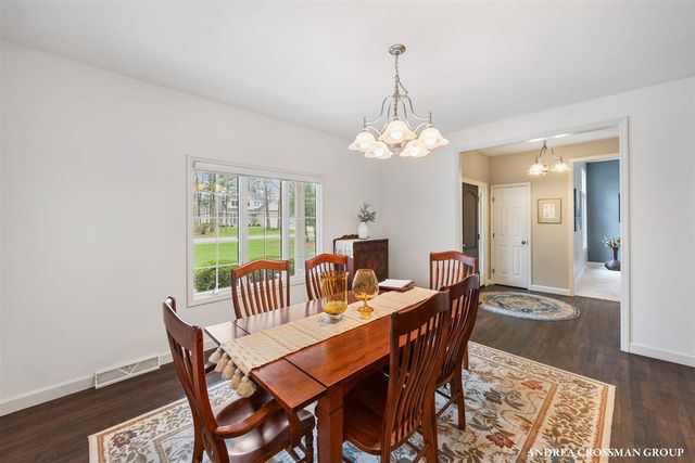 14887 Riverside Trail, Grand Haven, MI 49417