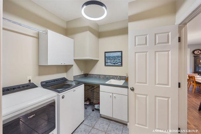 14887 Riverside Trail, Grand Haven, MI 49417