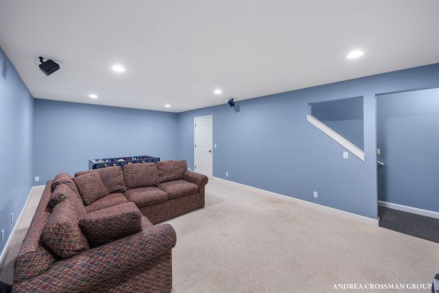 14887 Riverside Trail, Grand Haven, MI 49417