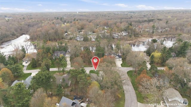 14887 Riverside Trail, Grand Haven, MI 49417