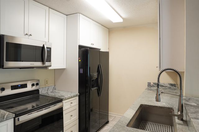 2210 Andover Dr Apt E, Myrtle Beach, SC 29575