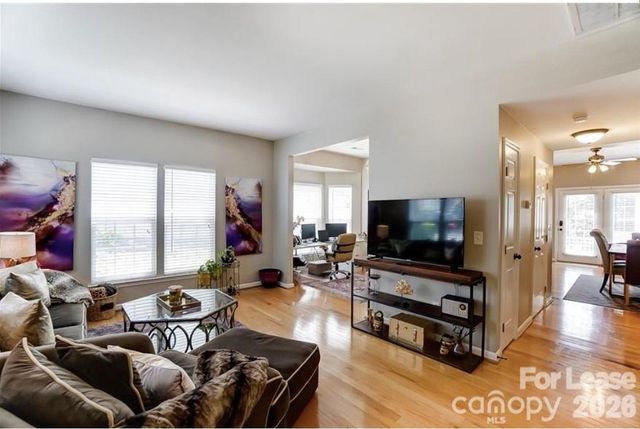 4102 Christine Lane E, Waxhaw, NC 28173