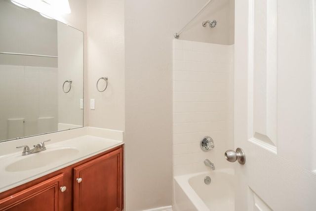 2309 Highland Crossing Drive, Conroe, TX 77304