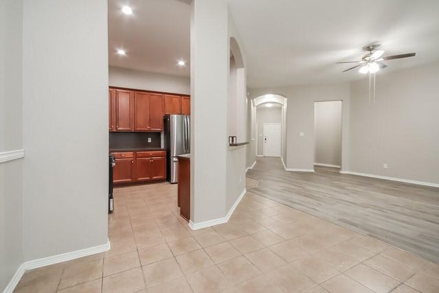 2309 Highland Crossing Drive, Conroe, TX 77304