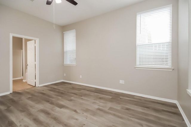 2309 Highland Crossing Drive, Conroe, TX 77304