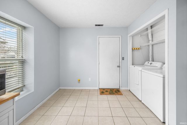 318 Cromwell Court, Lafayette, IN 47909