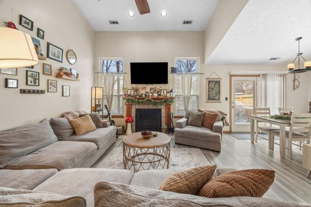 318 Cromwell Court, Lafayette, IN 47909