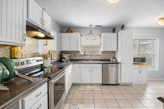 318 Cromwell Court, Lafayette, IN 47909