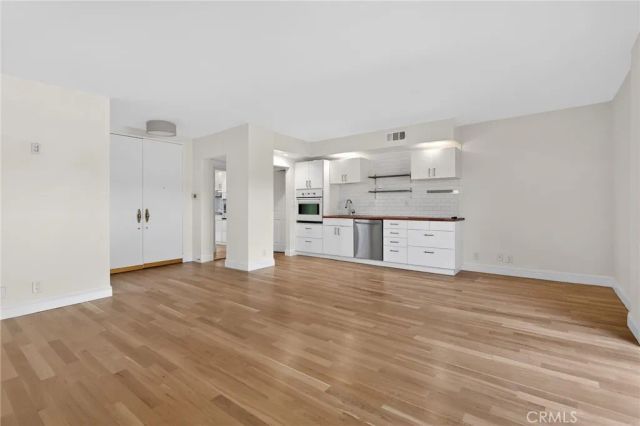 1131 Alta Loma 308, West Hollywood, CA 90069