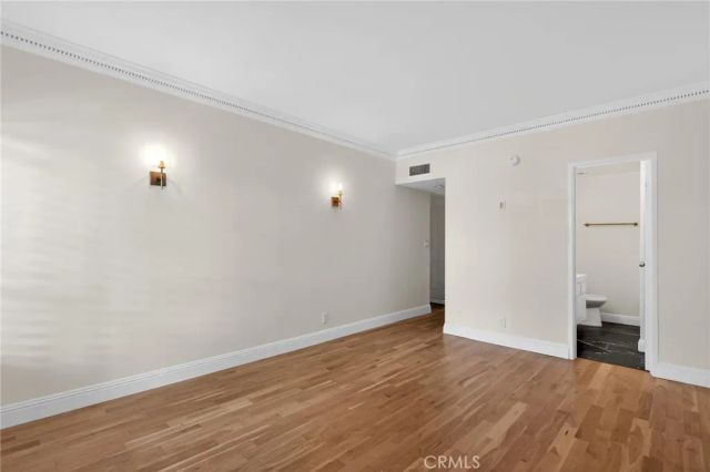 1131 Alta Loma 308, West Hollywood, CA 90069