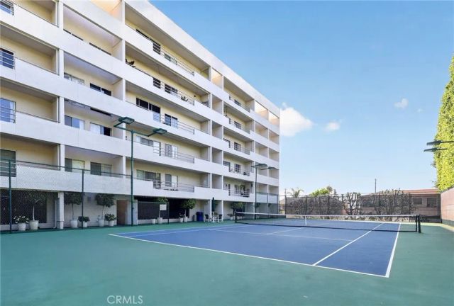 1131 Alta Loma 308, West Hollywood, CA 90069