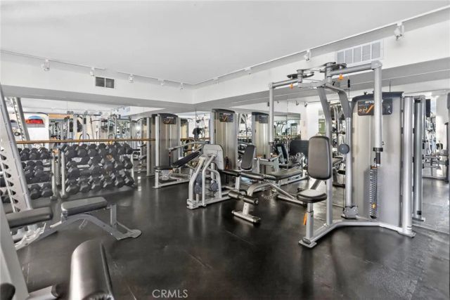 1131 Alta Loma 308, West Hollywood, CA 90069