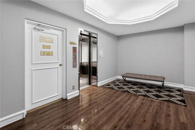 1131 Alta Loma 308, West Hollywood, CA 90069