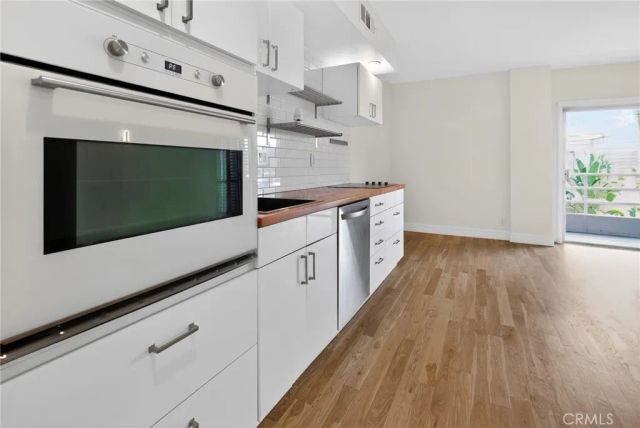 1131 Alta Loma 308, West Hollywood, CA 90069