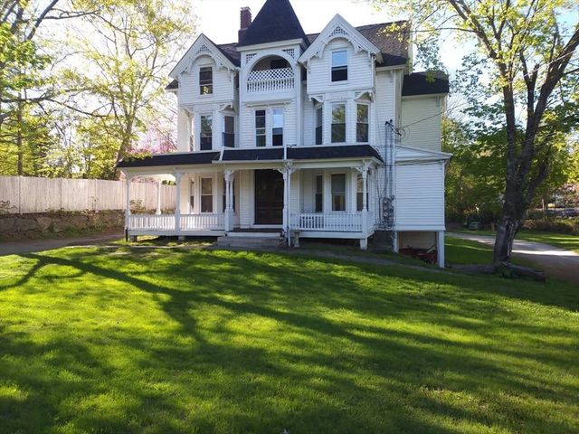 21 Pleasant 2, Upton, MA 01568