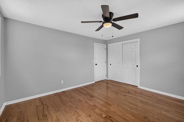 202 Oman St, Fall River, MA 02721