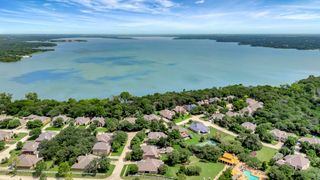 700 Paradise Cove, Shady Shores, TX 76208