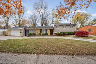22025 Ontaga Street, Farmington Hills, MI 48336