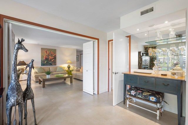 3677 Quail Ridge Drive Bobwhite B, Boynton Beach, FL 33436