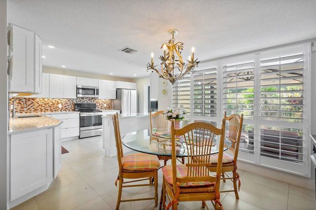 3677 Quail Ridge Drive Bobwhite B, Boynton Beach, FL 33436