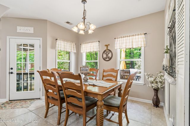 6070 Timber Oaks Drive, Olive Branch, MS 38654