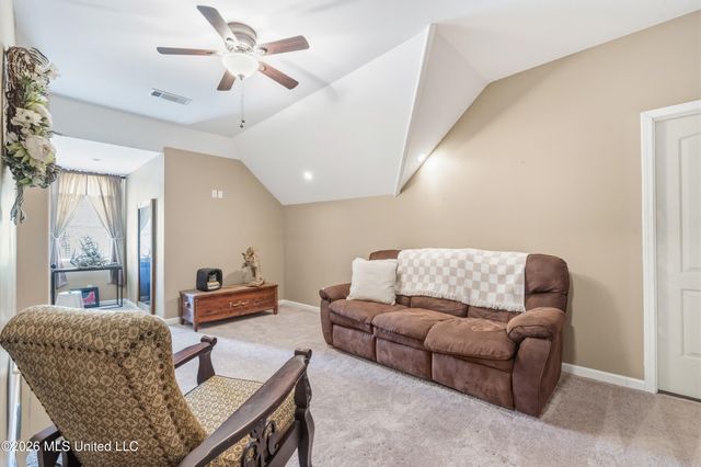 6070 Timber Oaks Drive, Olive Branch, MS 38654