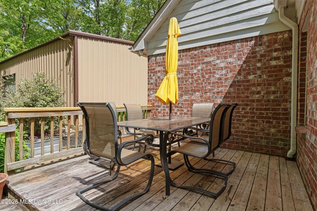 6070 Timber Oaks Drive, Olive Branch, MS 38654