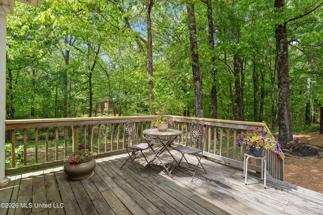 6070 Timber Oaks Drive, Olive Branch, MS 38654