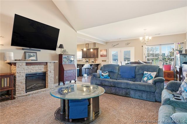 3019 Sarah Beth Way, Jeffersonville, IN 47130