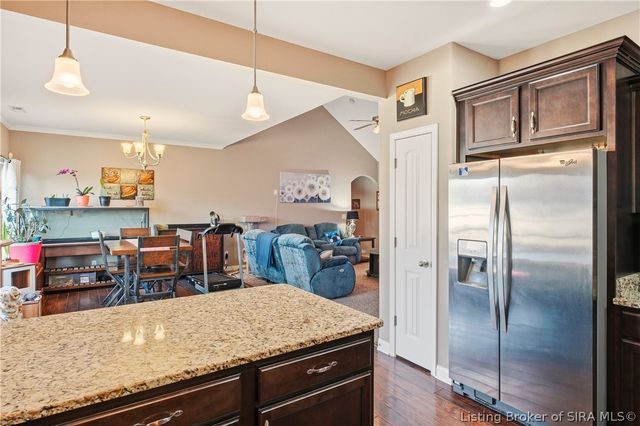 3019 Sarah Beth Way, Jeffersonville, IN 47130