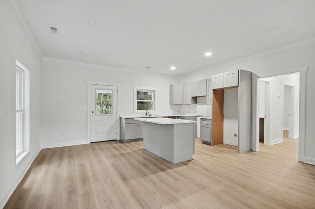 2308 Old Charleston Rd., Georgetown, SC 29440