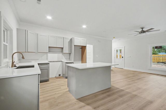 2308 Old Charleston Rd., Georgetown, SC 29440