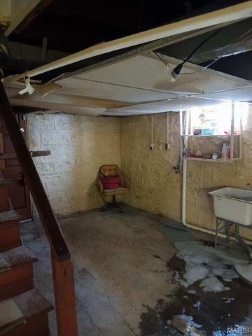 5714 Park Lane, St Louis, MO 63147