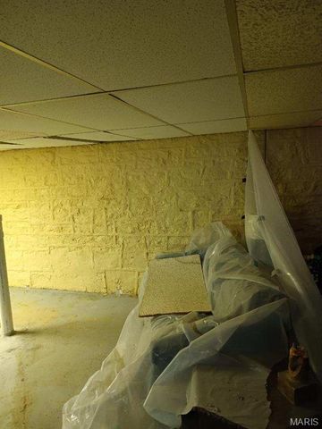 5714 Park Lane, St Louis, MO 63147