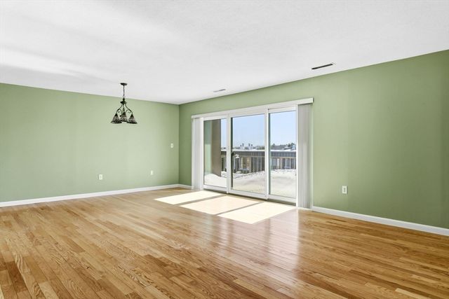 1006 Paradise Road PHO, Swampscott, MA 01907