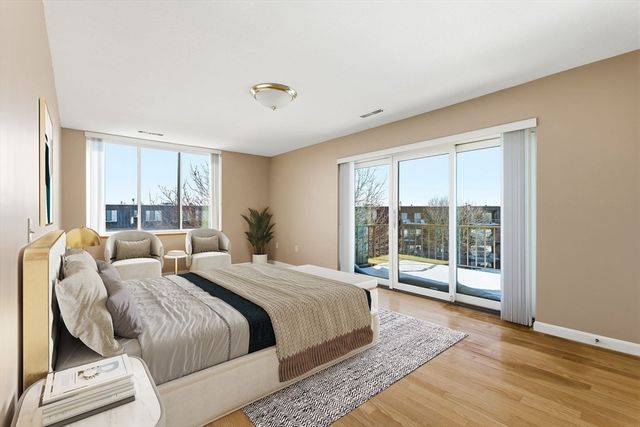 1006 Paradise Road PHO, Swampscott, MA 01907