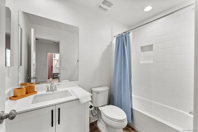8679 Tobago, Santee, CA 92071