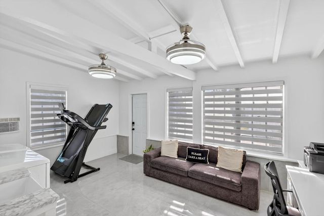 836 Ridgewood Drive, West Palm Beach, FL 33405