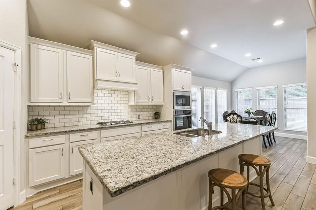 8132 Tyrell Heights Drive, Magnolia, TX 77354