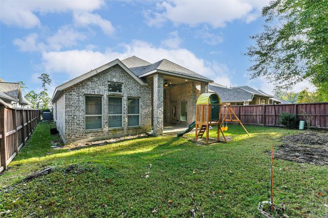 8132 Tyrell Heights Drive, Magnolia, TX 77354