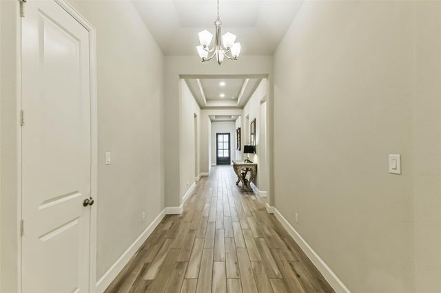 8132 Tyrell Heights Drive, Magnolia, TX 77354