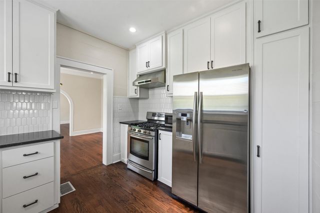 5720 Tremont Street, Dallas, TX 75214