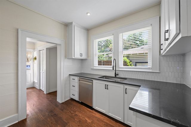 5720 Tremont Street, Dallas, TX 75214