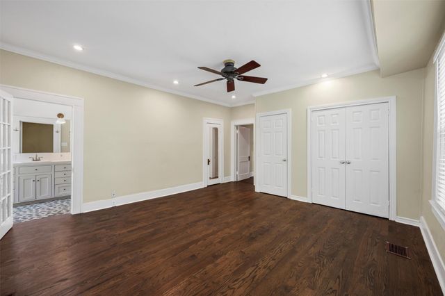 5720 Tremont Street, Dallas, TX 75214
